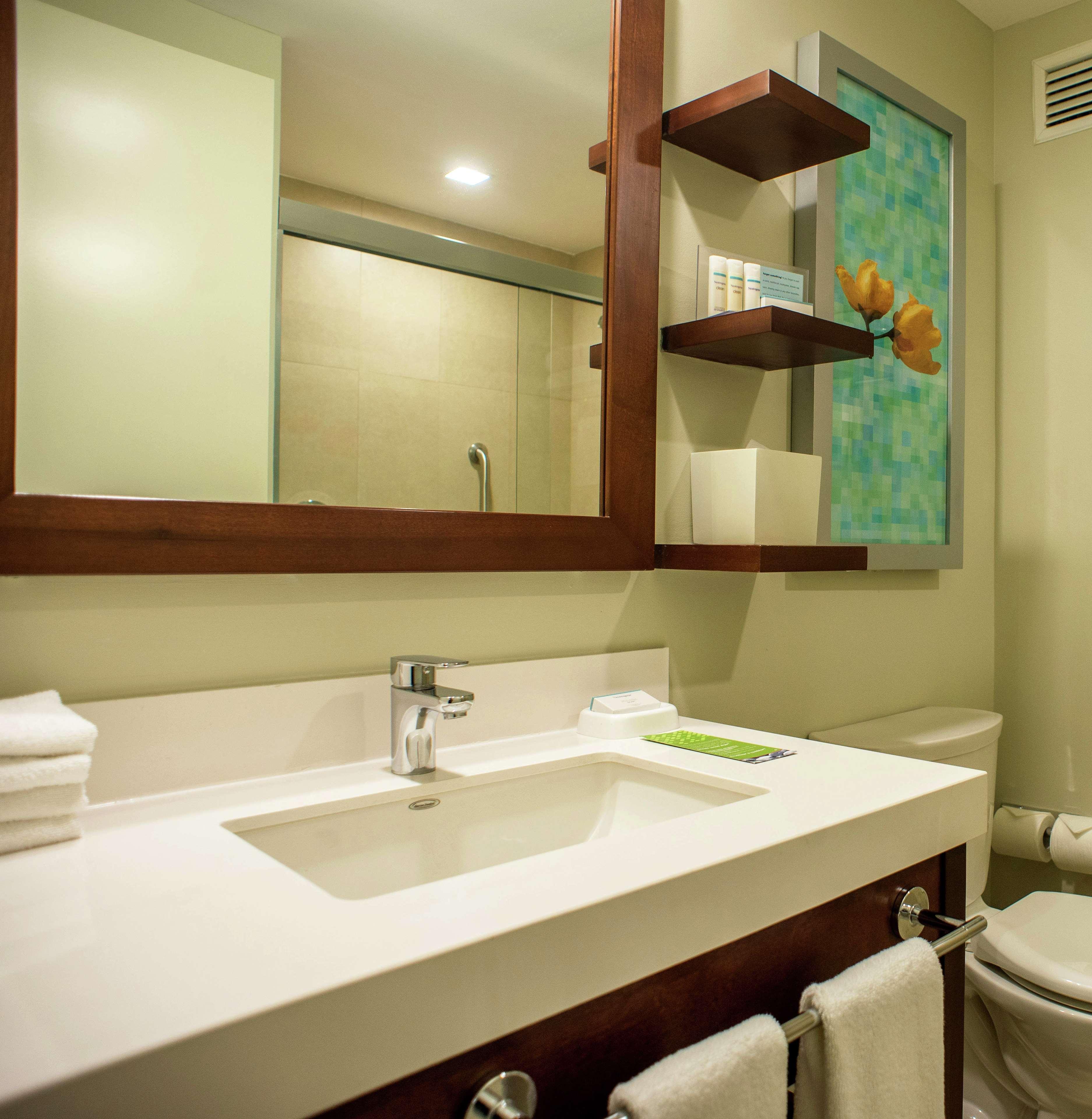 Hampton Inn By Hilton Mérida Esterno foto